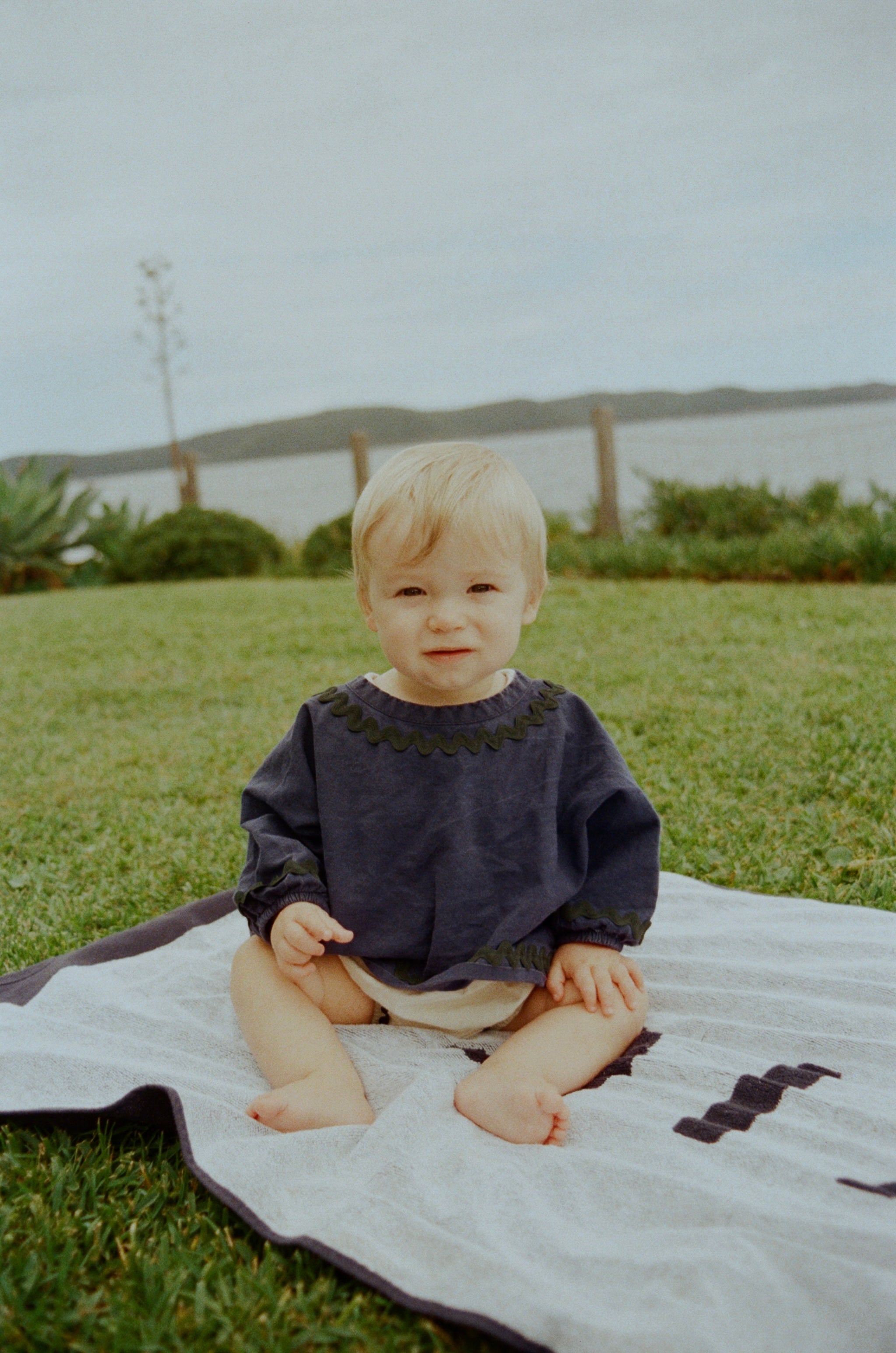 MAGIC SMOCK - NAVY